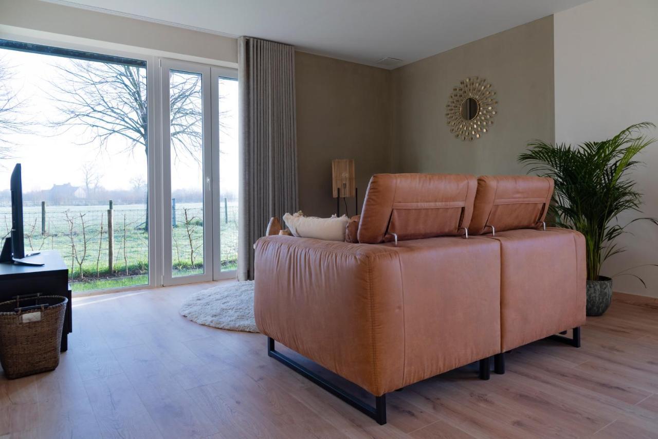De Weldoeninge Villa Wingene Buitenkant foto